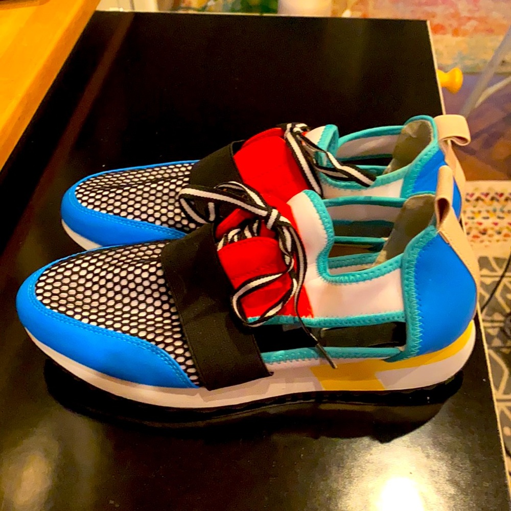 Steve Madden color block shoes